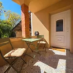 Unita Vendeghaz Apartament Viszák